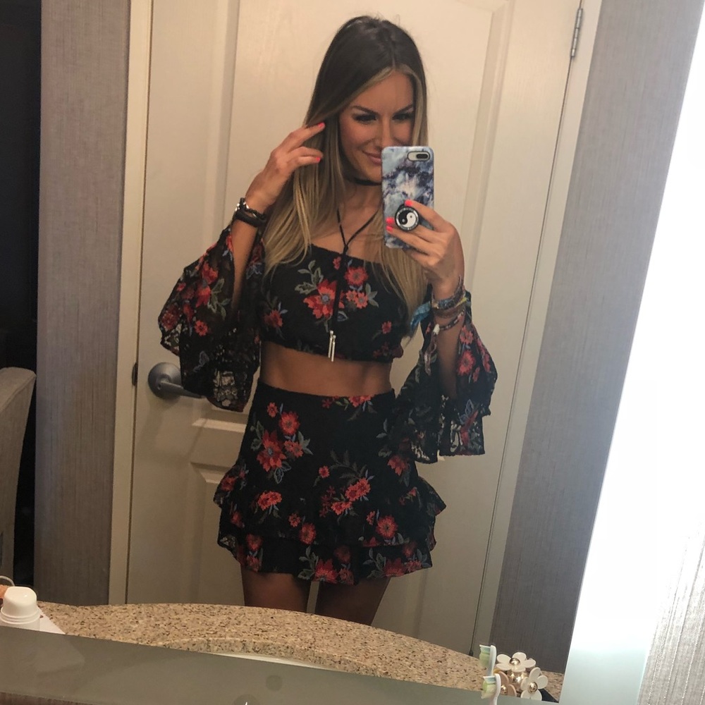 Lovers + Friends Ellie top